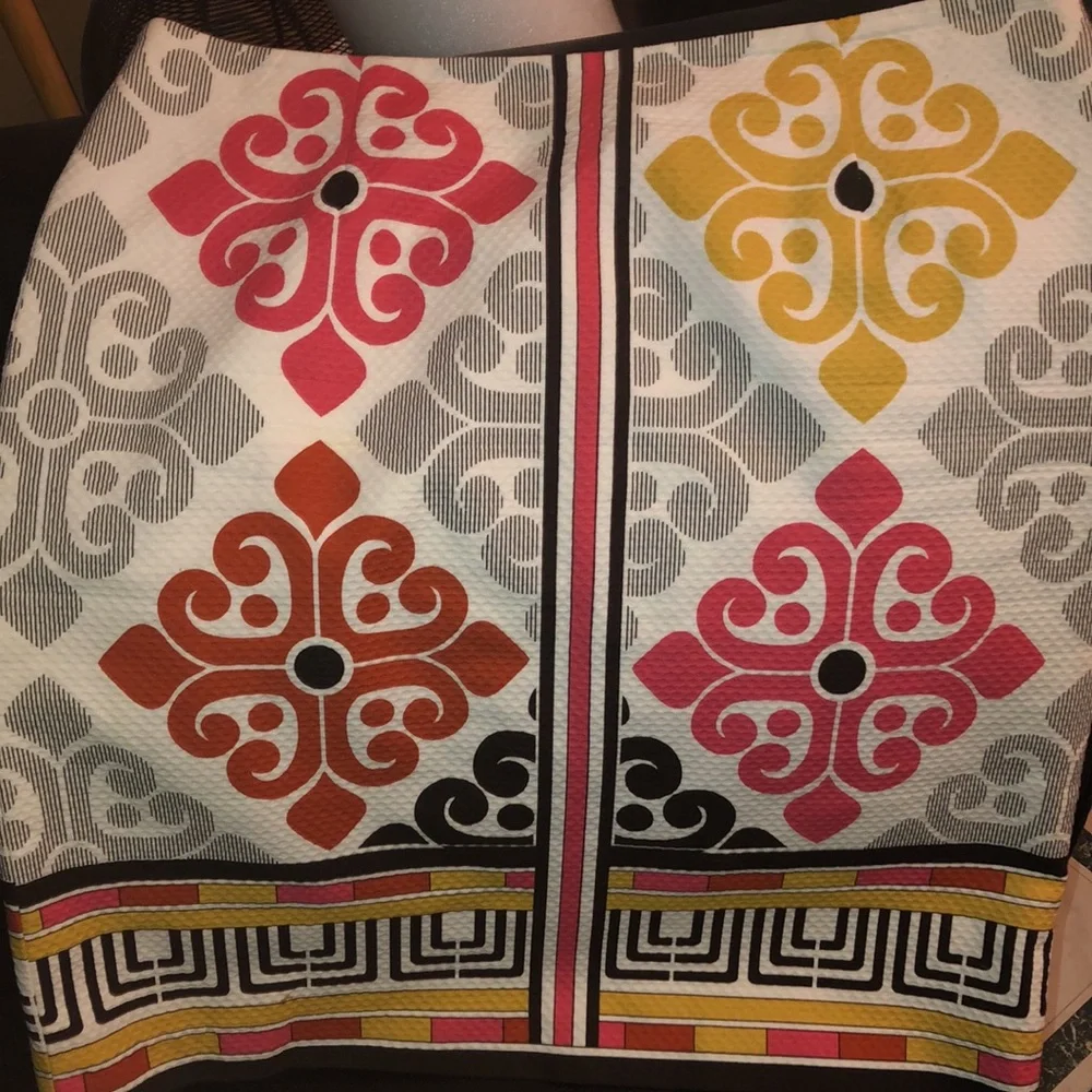 HAROLD’S 100% COTTON SKIRT SIZE 12 (RED, GRAY,BLACK, YELLOW) - Picture 2 of 10